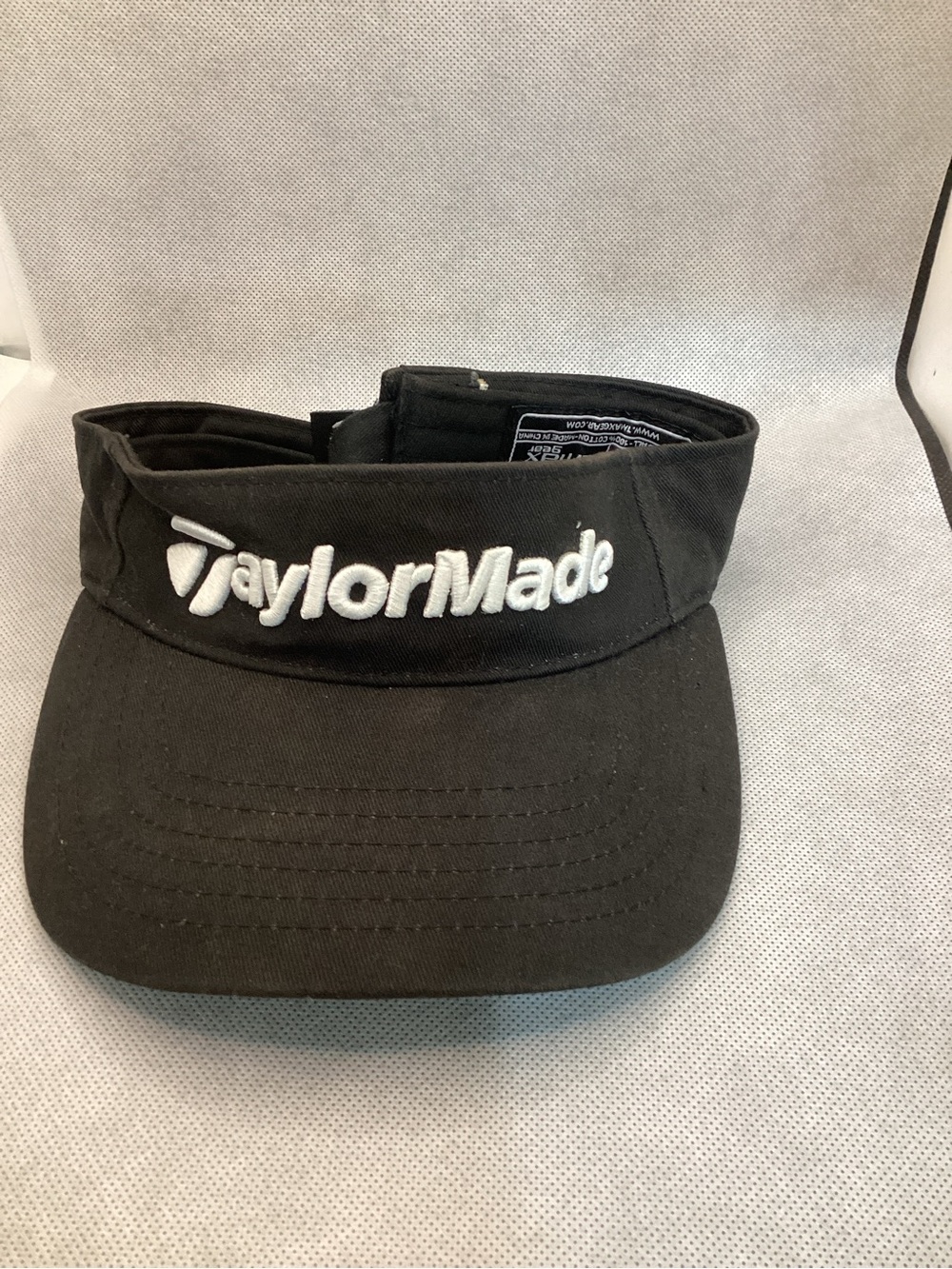 TaylorMade R7 Black Adjustable Golf Visor Red White Logo Cap